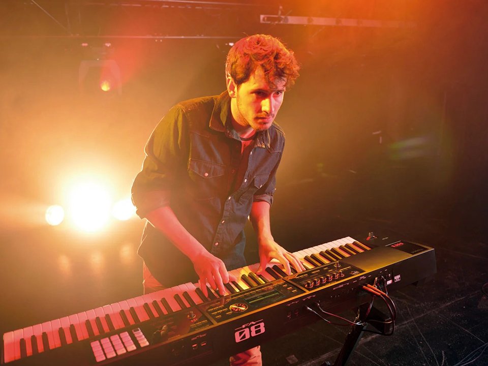 ROLAND FA-08 - Đánh giá chi tiết tại Piano House